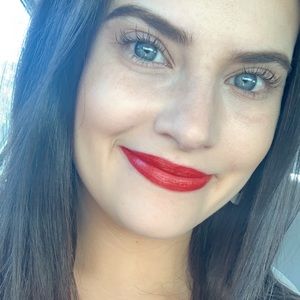 Meet your Posher, Savannah